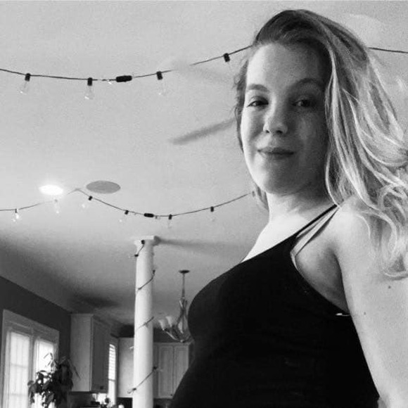 Meet your Posher, Delaney - Picture 1 of 1